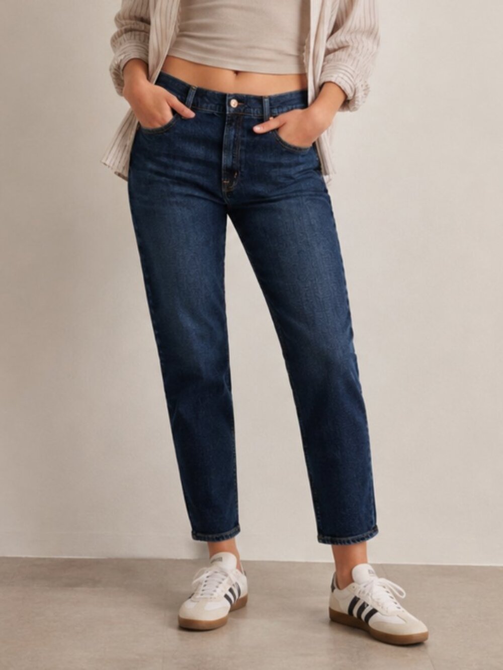 NWT Gap Girlfriend Jeans Womens Tall Dark Wash Mid Rise Tapered | Size 30 - Picture 11 of 13